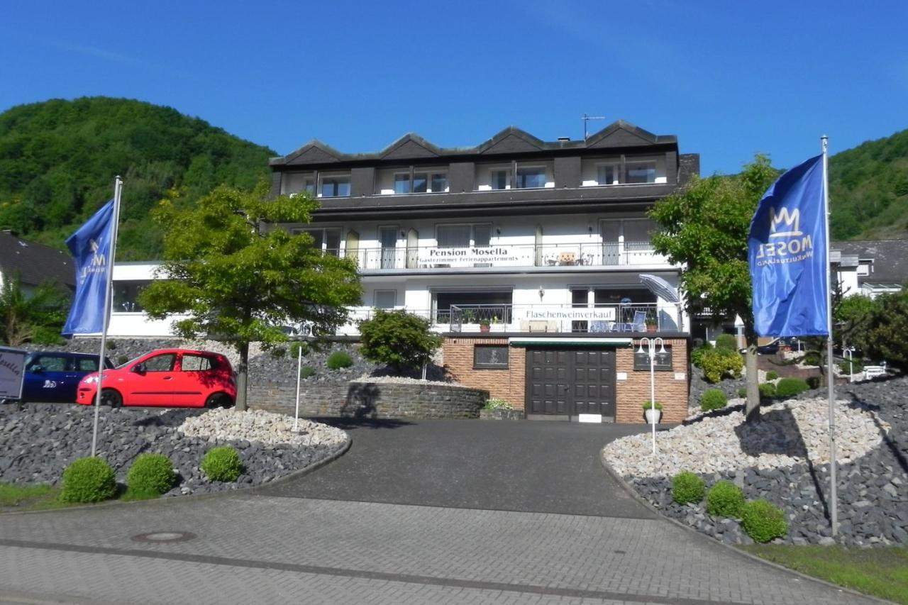 Pension Mosella, Gaestezimmer Sankt Aldegund Exteriör bild